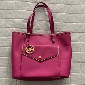 Michael  Kors Jet Set Tote— Hot Pink — comes with dust bag